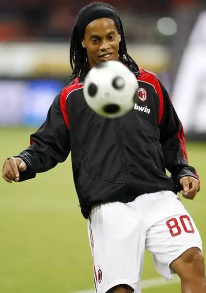 她再一次遭 她再一次遭